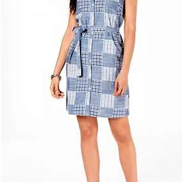 TOMMY HILFIGER
Sleeveless Patchwork Shirtdress, size 12. Great for 4th of July! - Picture 9 of 11